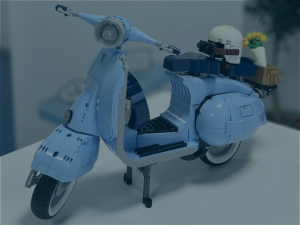 Das Titelbild des Artikels zeigt ein Vepsa Modell von LEGO.